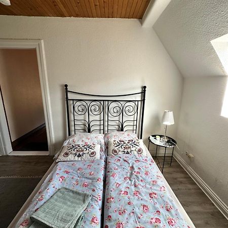 Idyllisches Zentrales Appartment - 24 H Check Inn Flensburg Buitenkant foto