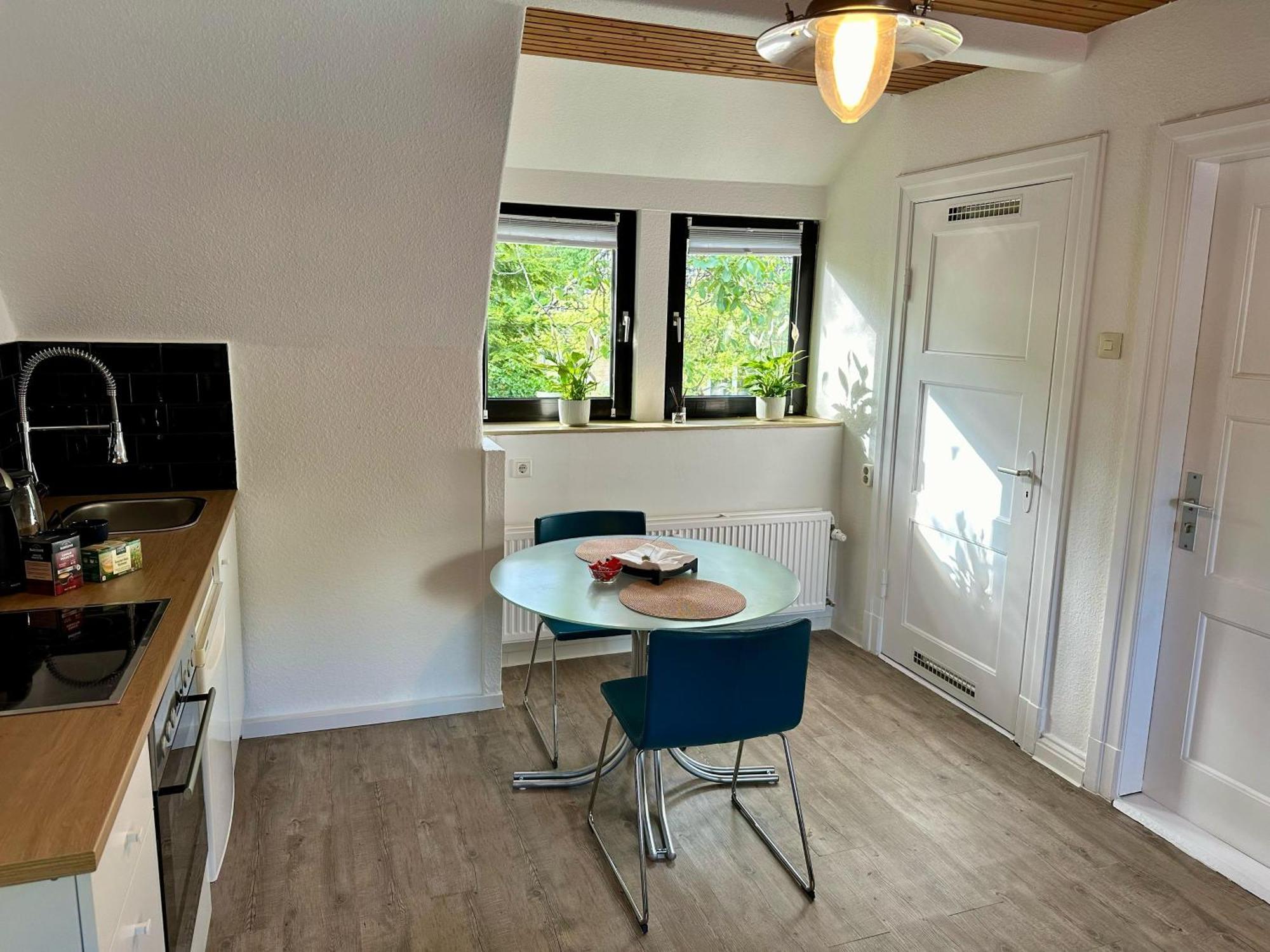 Idyllisches Zentrales Appartment - 24 H Check Inn Flensburg Buitenkant foto
