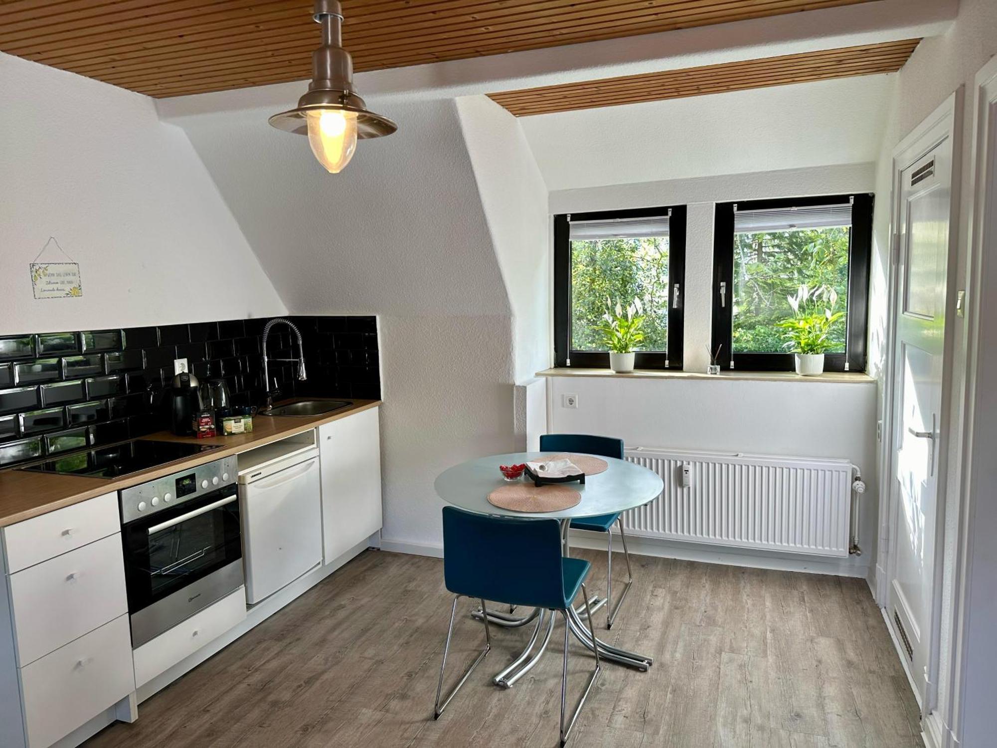 Idyllisches Zentrales Appartment - 24 H Check Inn Flensburg Buitenkant foto